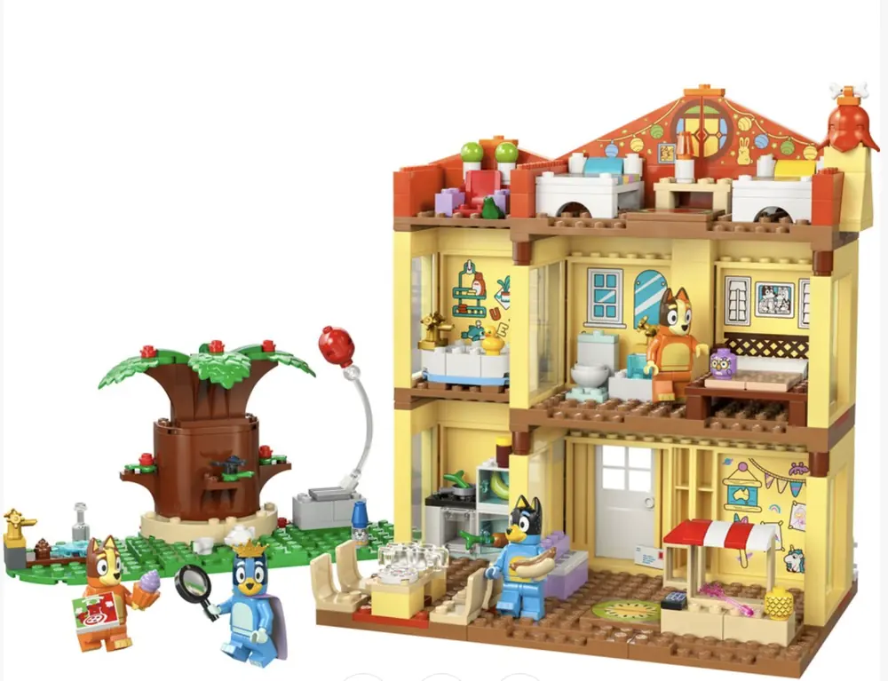 LEGO Bluey 家庭房屋積木組,打開的房子與 Bluey、Bingo、Chilli、Bandit